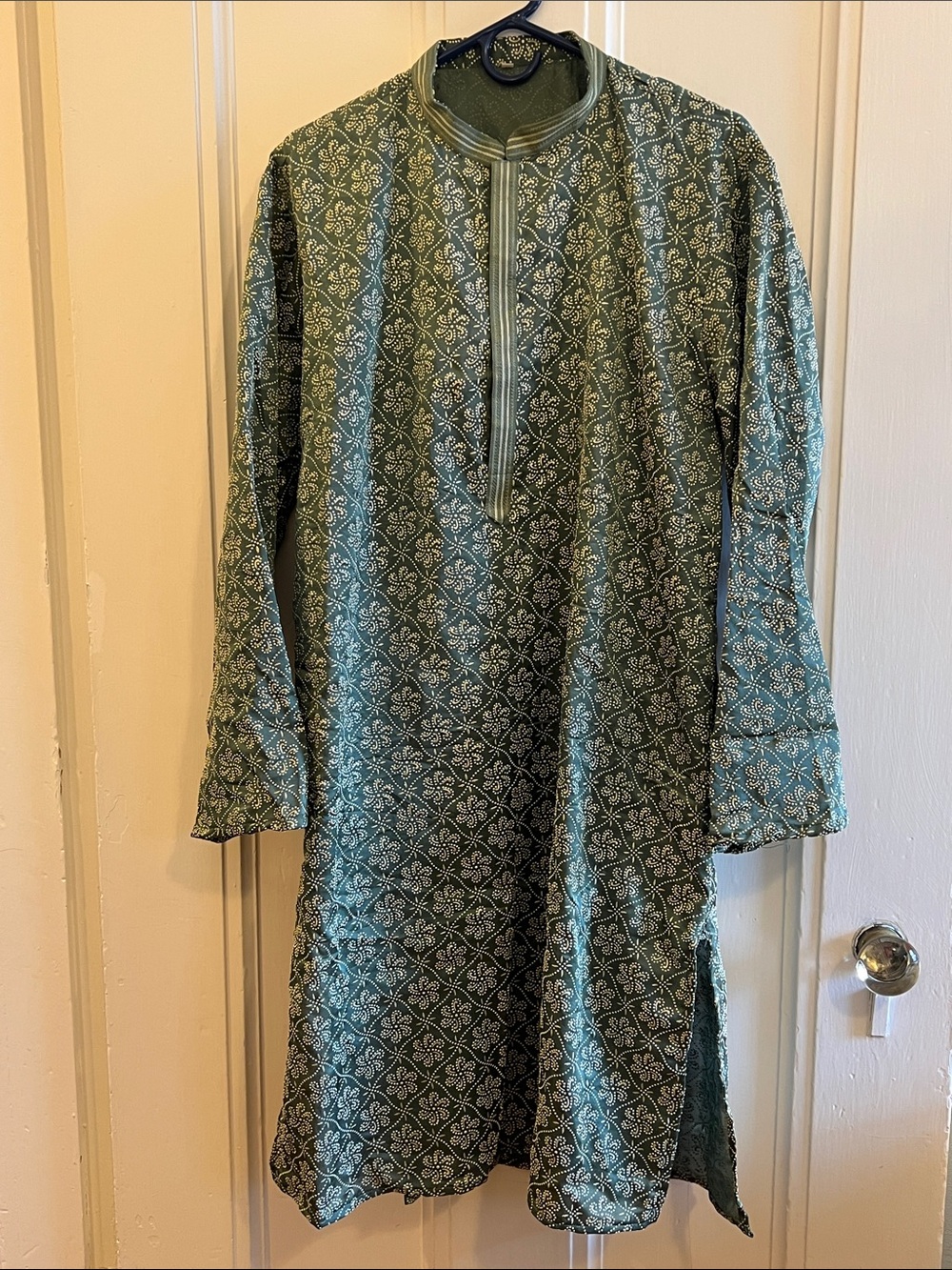 Green with White Pattern Men’s Dress Kurta Tunic Indian Wedding